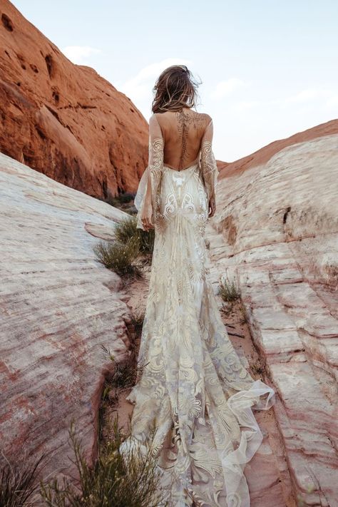 Boho Wedding Dress With Sleeves, Rue De Seine Bridal, Dreamy Wedding Dress, Western Wedding Dresses, Special Dress, Rustic Wedding Dresses, Grace Loves Lace, Backless Wedding, Bohemian Wedding Dress