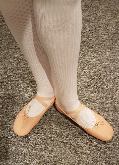 Fab leather ballet shoes from Bloch Leather Ballet Shoes, White Tights, Ballerina Shoes Flats, Ballet Slippers, Ballerina Shoes, Dance Wear, Ballet Dance, Ballet Flats, Ballet Shoes