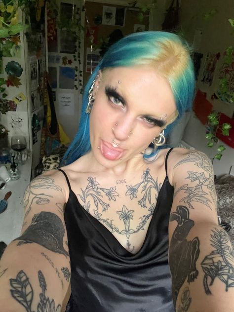 Heavily Tattooed, Tattooed Woman, Alternative Makeup, Tattoo Ideas, Tattoos, Makeup, Hair, Quick Saves, Clothes