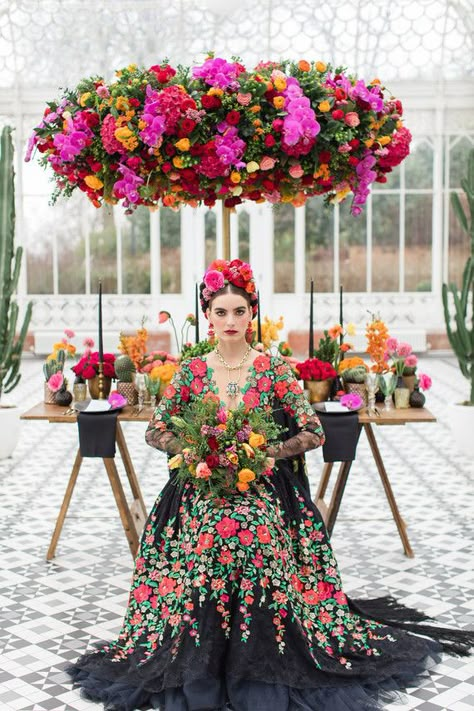 Bright colorful Frida Kahlo inspired wedding editorial Frida Kahlo Wedding, Frida Party, Joanne Fleming, Fern Wedding, Mexican Themed Weddings, Bridal Editorial, Mexican Theme, Boda Mexicana, Mexican Party