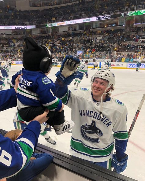 Brock Boeser, Canada Hockey, Boys Hockey, Hot Hockey Players, Hockey Baby, Hockey Season, Hockey Game, Hockey Games, Vancouver Canucks