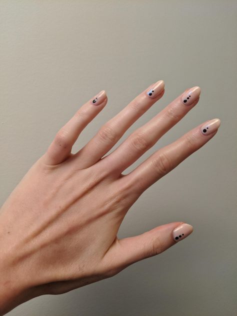 Today I learned it ain't easy to place dots in a straight line  #nails_art  #nails #trend Nail Design Dots And Lines, Minimalist Nails Dots Lines, Straight Lines Nail Art, Minimal Line Nail Art, Dot And Line Nail Art, Nails With Straight Lines, Straight Line Nail Designs, Minimalist Dot Nails, Minimalist Nails Dots