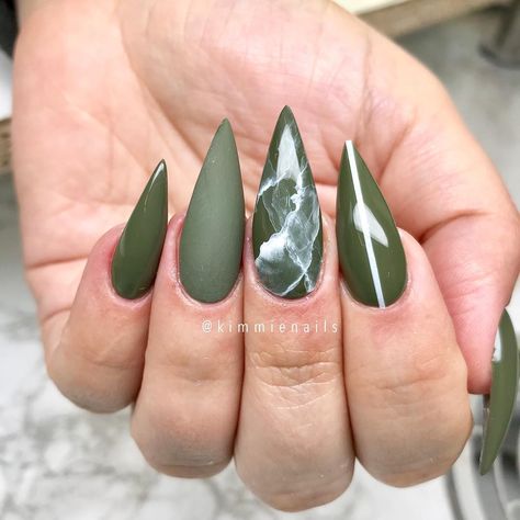 Army Nails, Gold Accent Nail, Bright Summer Acrylic Nails, Accent Nail Designs, Green Acrylic Nails, Glitter Accent Nails, August Nails, Glitter Nails Acrylic, Black Acrylic Nails