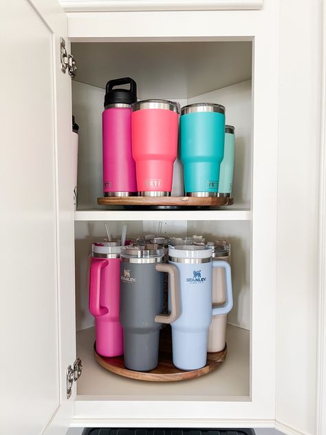 Yeti vs Stanley water bottle display & organization Tumbler Cups Organization, Tumbler Cup Organization, Yeti Cup Organization, Yeti Organization, Water Bottle Collection, Starbucks Tumbler Storage Ideas, Yeti Cup Storage, Yeti Cup Storage Ideas, Cup Organization Ideas