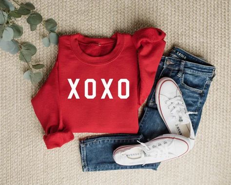 Valentines Day Sweatshirt, Wife Gift, Valentines Day Gift, Xoxo Sweatshirt, Valentine Sweater, Plus Size Sweatshirt, xoxo sweatshirt Valentines Sweater, Valentines Day Sweatshirt, Plus Size Pullover, Valentines Day Love, Alternative Apparel, Valentine Love, Valentine Shirt, Valentine T Shirts, Vinyl Shirts