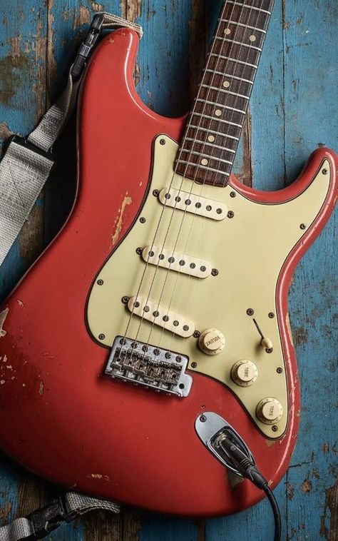 Fender Stratocaster Wallpaper, Retro Guitar, Dream Guitar, Guitar Pics, Vintage Guitar, Guitar Stuff, Custom Guitars, Acoustic Guitars, Fender Stratocaster