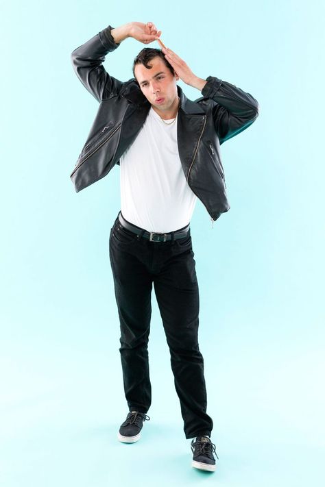 Save this DIY Halloween costume tutorial to learn how to make Grease's Danny Zuko outfit. Zuko Outfit, Halloween Costume Ideas For Guys, Costume Ideas For Guys, Grease Halloween Costumes, Grease Costume, Danny Zuko, Mens Halloween, Brown Joggers, Cheap Halloween Costumes