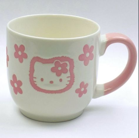 Sanrio Kitchenware, Sanrio Kitchen, Hello Kitty Mug, Color Me Mine, Diy Pottery Painting, Hello Kit, Pretty Mugs, Keramik Design, Painted Mugs