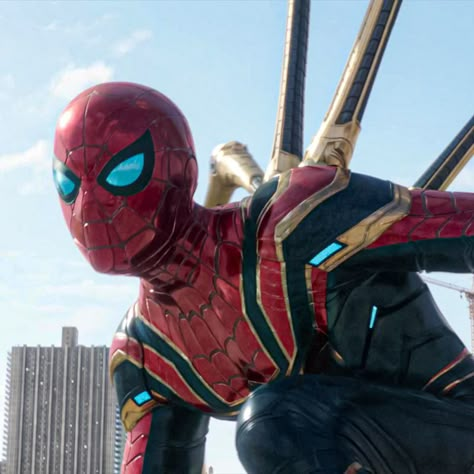 𝑇𝐴𝐺𝑆： #spiderman #peterparker #marvel #marvelavengers #marvelcinematicuniverse #mcu #tomholland Spider Spiderman, Spiderman No Way Home, Superhero Facts, Miles Spiderman, Miles Morales Spiderman, Spiderman 3, Iron Spider, Marvel Characters Art, Spiderman Pictures