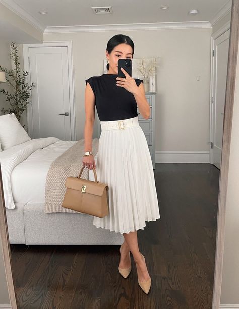 Womens Work Skirt Outfits, Spring Classy Outfits Chic, Classy Business Outfits Skirt, Midi Skirt Outfit Office, Researcher Outfit, Business Casual Outfits For Women Skirt, Office Outfits Dress, Professional Skirt Outfits, Summer Business Professional Outfits