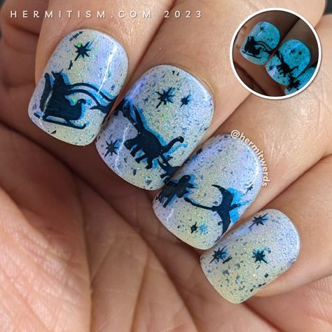 Dino-maus - Christmas Dinosaur Nail Art - Hermit Werds Dinosaur Christmas Nails, Glow In The Dark Christmas Nails, Dinosaur Nail Art, T Rex Christmas Tree, Dinosaur Nails, Christmas Dinosaur, Christmas Tree Nails, Nail Art Photos, Santa's Sleigh