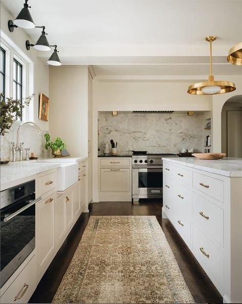 Our Favorite White Kitchens – Why They’re Not Boring - Paper Moon Painting Jean Stoffer Design, Vaulted Ceiling Lighting, Jean Stoffer, Coastal Farmhouse Kitchen, Kitchen Basics, Dream Interior, Lake Cottage, Coastal Farmhouse, Mediterranean Homes