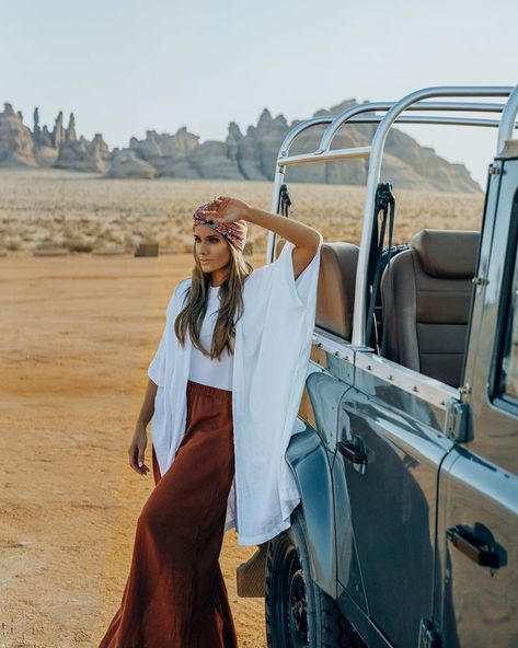 #saudiarabia #visitsaudi #alula Alula Saudi Arabia, Alula Saudi, Arabian Peninsula, Travel Lifestyle, Saudi Arabia, Los Angeles California, Travel Guide, Blog Post, Around The Worlds