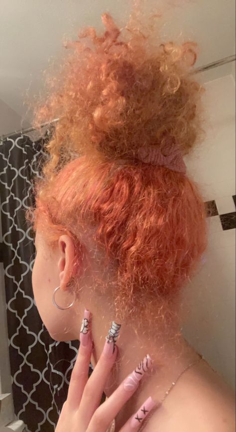 Color Curly Hair Black Women, Blonde And Peekaboo Color, Honey Blond And Pink Hair, Honey Blonde Pink Hair, Pink And Blonde Hair Black Women Natural, Blonde And Pink Hair Black Women, Blonde And Pink Curly Hair, Pink And Honey Blonde Hair Black Women, Honey Blonde And Pink Hair