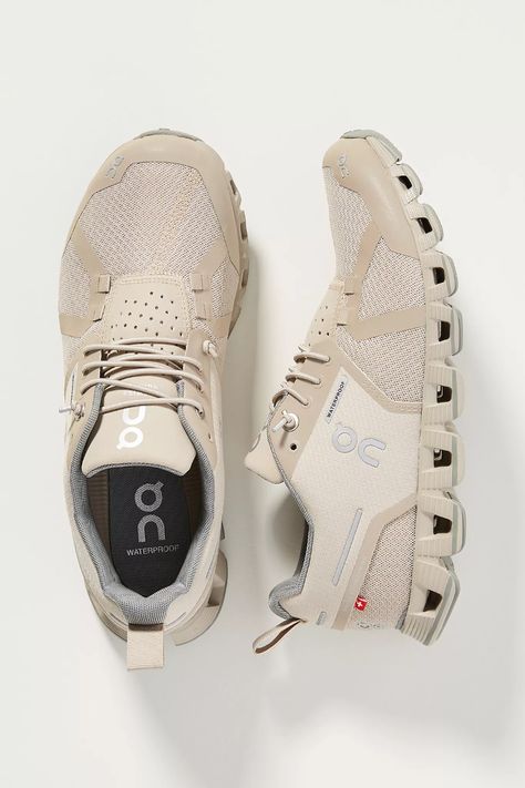 Sneaker 2022, Cute Running Shoes, Anthropologie Holiday, Cloud Shoes, Holiday Wishlist, Shoe Technology, Waterproof Sneakers, Professional Athlete, Walking Sneakers