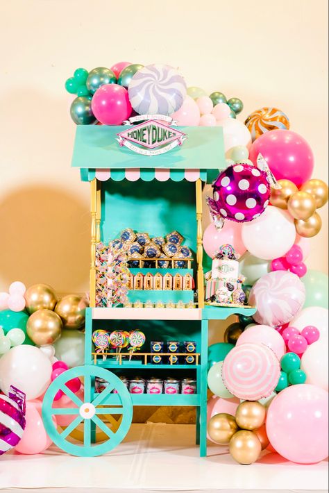 Honeydukes Trolley, Honeydukes Party, Anything Off The Trolley Dears, Birthday Party Harry Potter, Candy Shop Birthday Party, First Birthday Party Girl, Harry Potter Sweets, Bertie Botts Beans, Honeydukes Candy