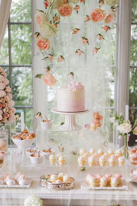 2019 wedding trends suspended peach flowers above gentle dessert table katya_avramenko Sweet Table Wedding, Dessert Bar Wedding, Shower Desserts, Wedding Dessert Table, Cakes And Cupcakes, Dessert Display, Dessert Buffet, Peach Wedding, Wedding Forward