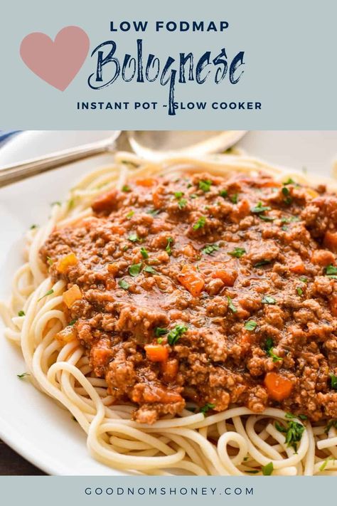 Bolognese Instant Pot, Fodmap Slow Cooker, Diet Pasta, Fodmap Recipes Dinner, Low Fodmap Recipes Dinner, Fodmap Meal Plan, Dinner Italian, Fodmap Friendly Recipes, Instant Pot Slow Cooker