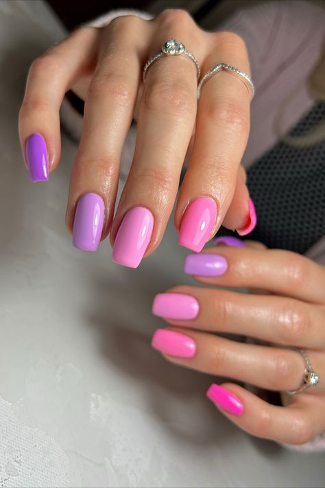 Gradient Purple Nails Pink And Purple Nails Simple, Different Color Purple Nails, Hot Pink And Purple Nails, Pink And Purple Acrylic Nails, Pink And Purple Nails Designs, Nails Purple French, Purple Pink Nails, Pink And Purple Nails, Acrylic Nails Glossy