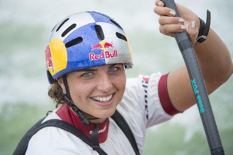 Jessica Fox Olympic Kayaker Jessica Fox, Canoe Slalom, Life Jacket, Canoe And Kayak, Bicycle Helmet, Kayaking, Fox