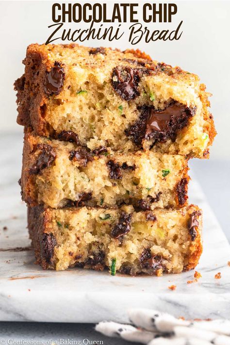 Deliciously soft and most this chocolate chip zucchini bread will be everyone's new favorite snack. Step-by-step photos help you make this simple quick bread recipe. #zucchini #zucchinibread #chocolatechipzucchini Zucchini Chocolate Chip Bread, Zucchini Chocolate, Chocolate Chip Zucchini Bread, Recipe Zucchini, Quick Bread Recipes Easy, Cheesecake Oreo, Quick Bread Recipe, Zucchini Bread Recipe, Chocolate Chip Bread