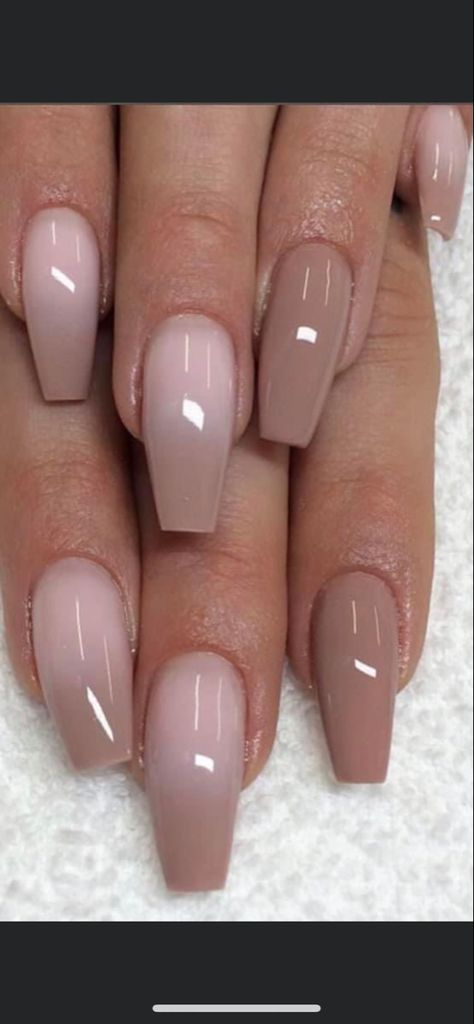 Ombre Summer Nails, Nails Design Fall, Ombre Gel Nails, Elegant Thanksgiving, Brown Acrylic Nails, Wine Nails, Thanksgiving Nail Designs, Thanksgiving Nail, 2024 Nails