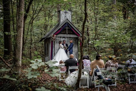 10 Tips for Eloping - Chapel in the Hollow  10 ideas for planning your elopement. Elope with us at Chapel in the Hollow. www.chapelinthehollow.com A sweet outdoor wedding venue perfect for intimate weddings, micro weddings, and elopements located in the Smoky Mountains of East Tennessee near Gatlinburg, Pigeon Forge, and Townsend. Nature wedding Forest wedding. Gatlinburg Wedding, Gatlinburg Weddings, Christmas Wedding Inspiration, Wedding Ceremony Script, Smoky Mountain Wedding, Intimate Wedding Venues, Gatlinburg Tn, Tennessee Wedding, The Hollow