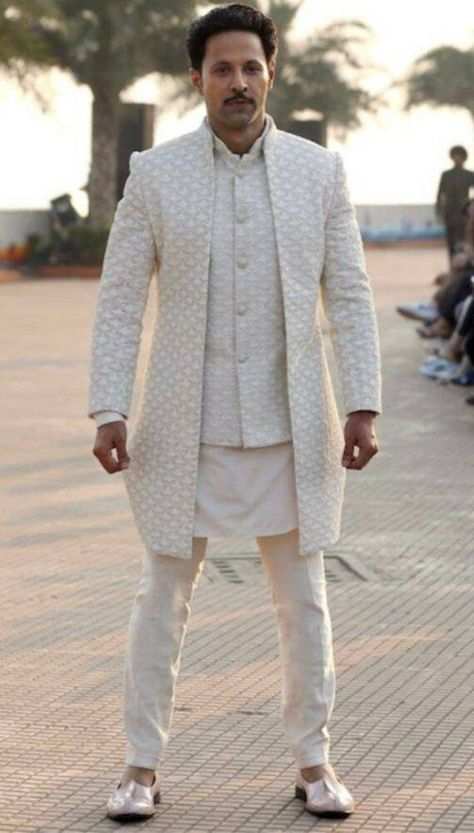 Nawabi Style Men, Marriage Dress For Men, Sherwani Jacket, Indian Wedding Suits Men, Indian Groom Dress, Indian Wedding Clothes For Men, Sherwani For Men Wedding, Wedding Kurta For Men, Boys Kurta Design