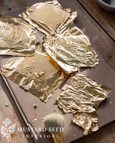 Here's how to use gold leaf to DIY custom Christmas ornaments as gifts or festive holiday decor. This easy DIY family craft project includes a video tutorial for making your own golden, bronze, or silver Christmas tree ornaments from cheap thrift store or craft store decor. Upcycle old ornaments or cheap raw wood pieces. Step-by-step instructions plus a list of recommended materials are included. | dining room Christmas tree | gold leaf ornament tutorial | christmas crafts | miss mustard seed Gold Leaf Christmas Ornaments, Diy Metallic Ornaments, How To Gold Leaf, Dining Room Christmas Tree, Silver Christmas Tree Ornaments, Gold Leaf Ornaments, Christmas Crafts Gifts, Family Christmas Crafts, Cheap Ornaments