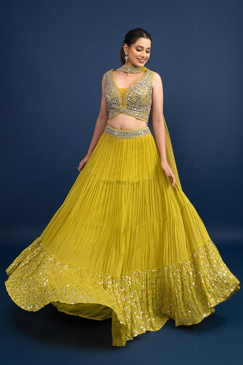 Asopalav Lehenga, Mustard Lehenga, Latest Bridal Lehenga Designs, Haldi Dress, Beautiful Lehenga, Lehenga Dress, Haldi Outfits, Net Blouse, Latest Bridal Lehenga