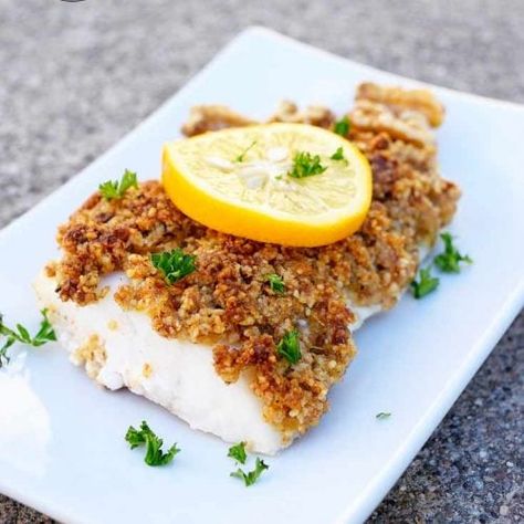 Breaded Cod, Walnut Crust, Baked Cod Recipes, Cod Fish Recipes, Fish Recipes Baked, Delicious Clean Eating, Filling Dinner, Cod Recipes, Cod Fish