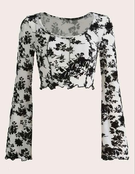 Flowers print crop top crop tee Black And White Clothes Aesthetic, Crop Shirt Outfits, Icon Grunge, Neat Casual Outfits, Shein Icon, Fashion Top Outfits, Puff Dress, Cute Fall Outfits, Fabric Floral