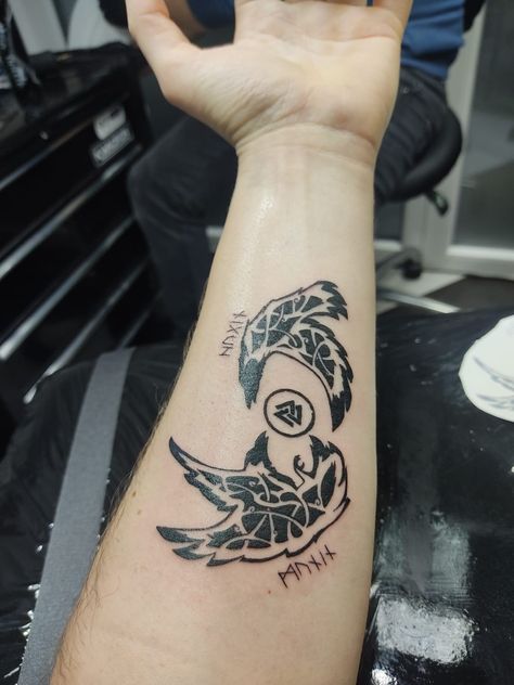 Odin Ravens Tattoo, Huginn And Muninn Tattoo Norse Mythology, Odins Ravens Tattoo Design, Hugin And Munin Tattoo, Huginn And Muninn Tattoo, Odin's Ravens Tattoo, Odin Tattoo, Odin Symbol, Hugin And Munin