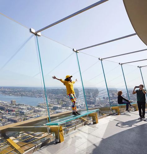 olson kundig redesigns seattle's space needle with all glass interiors Olson Kundig, Prairie School, Space Needle Seattle, Olympic Mountains, Observation Deck, Live Art, Frequent Traveler, Deck Design, Iconic Landmarks