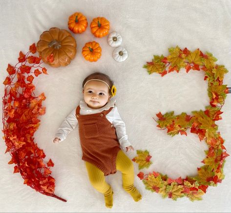 3rd month One Month Old Baby Pictures November, 3rd Month Baby Photo Ideas, 3rd Month Baby Photoshoot Ideas, 3month Baby Photoshoot, 3 Month Baby Photoshoot, 3 Months Baby Photography, Baby Birthday Month, Fall Baby Pictures, 1 Month Baby