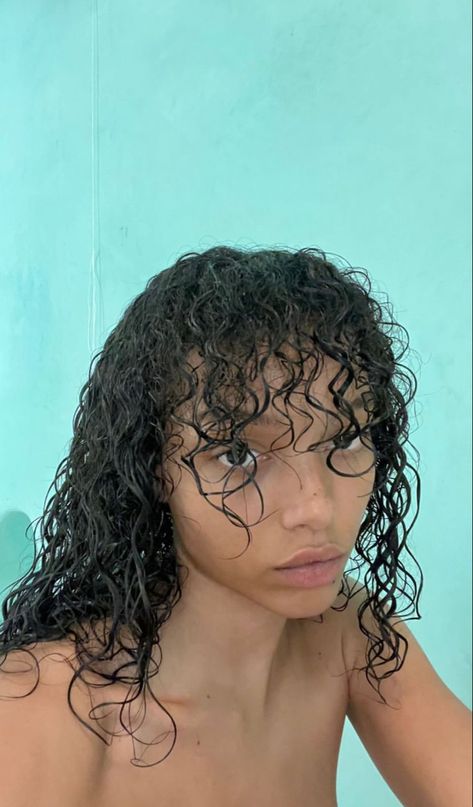 Curly Hair Selfie, Wet Curls, Wet Curly Hair, Tsitp Dr, Whitney Peak, Hair Selfie, Devon Aoki, Selina Kyle, Curly Hairstyle