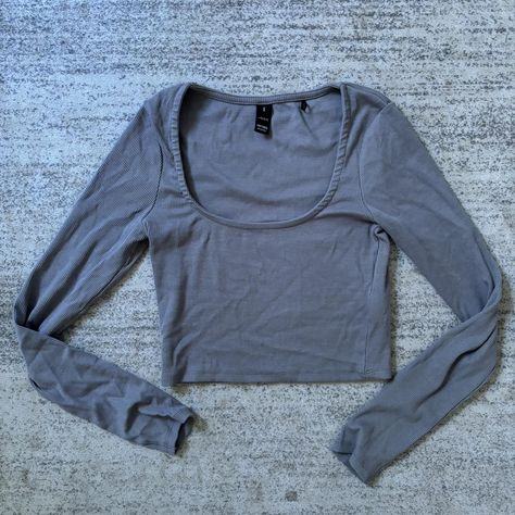 Long sleeve cropped dark Grey top Factorie
Size XS - Depop Grey Shirts Women, Cropped Shirt, Rainy Day Outfit, Grey Top, Casual Dinner Outfit, Airport Outfit, Grey Shirt, Crop Shirt, Minimalist Outfit