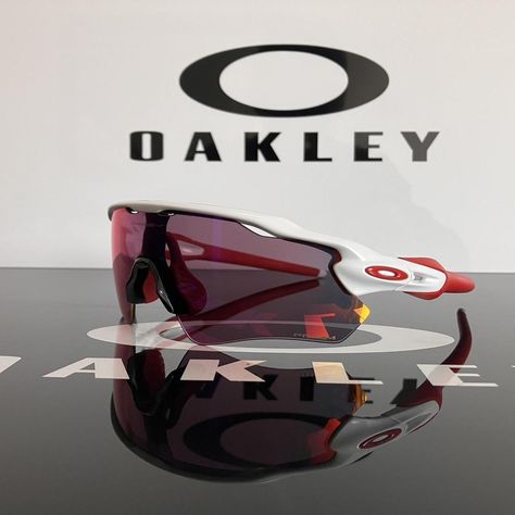 Oakley Radar Ev Path Prizm Road 

👉Oakley sunglasses... - Depop Oakley Radar Ev Path, Oakley Radar Ev, Oakley Men, Men's Sunglasses, Oakley Sunglasses, Sunglasses Accessories, Round Sunglasses, Mens Sunglasses, Lenses