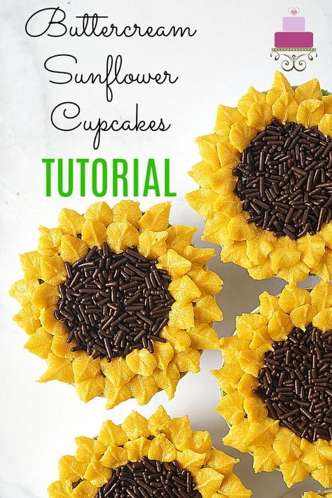 Buttercream Sunflower, Bridal Shower Cake Ideas, Tea Party Treats, How To Make Sunflower, Daisy Cupcakes, Cakes Decorating Ideas, Sunflower Cupcakes, Sunflower Cookies, Cupcake Piping