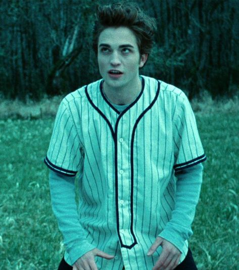 Twilight Marathon, Twilight Bts, 2000s Pop Culture, 2000s Pop, Twilight 2008, Robert Pattinson Twilight, Twilight Edward, Robert Pattinson, The Last Time