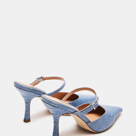 Brand: Steve Madden Size: 38.5 Price: 55,000 Heel Height: 3.5” You are best served via our website shoepifystore.com Get the latest updates and discounts #Shoepify #peopleofsh Women's Heels, Latest Updates, Mule, Steve Madden, Heel Height, Heels, Leather, Blue