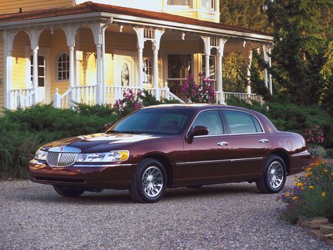 1998 Lincoln Town Car Lincoln Motor Company, Lincoln Motor, Saints And Sinners, Lincoln Cars, Ford Lincoln Mercury, Chevrolet Caprice, Town Car, Lincoln Town Car, Lincoln Mercury