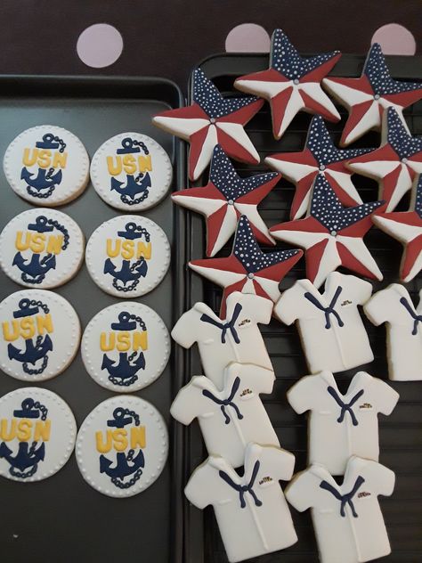 US Navy cookied Navy Cookies United States, Us Navy Cookies Decorated, Us Navy Cookies, Navy Cookies Decorated, Goodbye Cookies, Navy Cookies, Us Navy Party, Navy Party Themes, Navy Cupcakes