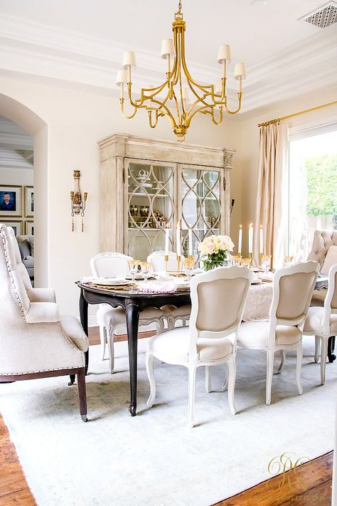 Dining Room Set Up Ideas, Grand Millineal, Transitional Dining Room Chandelier, Transitional Dining Room Inspiration, French Dining Room, Formal Dining Room Furniture, Glam Dining Room, Transitional Living Room Design, Dining Room Chandeliers