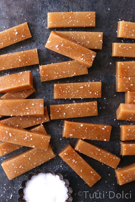 Bourbon Caramels, Salted Caramels, Brandy Snaps, Bourbon Recipes, Maple Recipes, Maple Syrup Recipes, Maple Bourbon, Caramel Fudge, Caramel Recipes