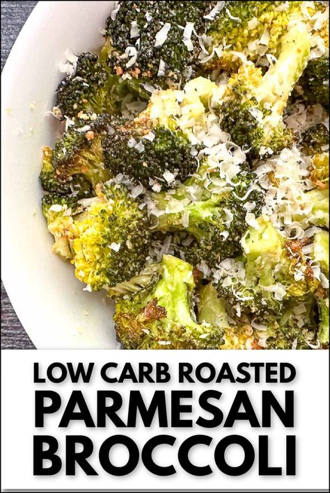 white bowl with roasted parmesan broccoli and text Keto Broccoli Side Dishes, Low Carb Sides For Steak, No Carb Sides, Low Carb Broccoli Recipes, Broccoli Keto Recipes, Low Carb Sides Dishes, Keto Broccoli Recipes, Roasted Parmesan Broccoli, Low Carb Side Dish Recipes