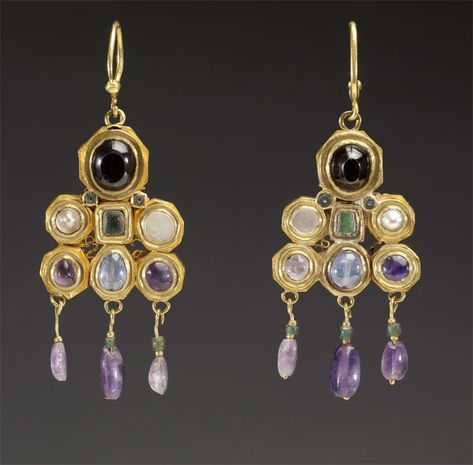 Medieval Spain, Imperiul Roman, Byzantine Earrings, Byzantine Gold, Byzantine Jewelry, Ancient Jewels, Roman Jewelry, Ancient Jewellery, Early Medieval