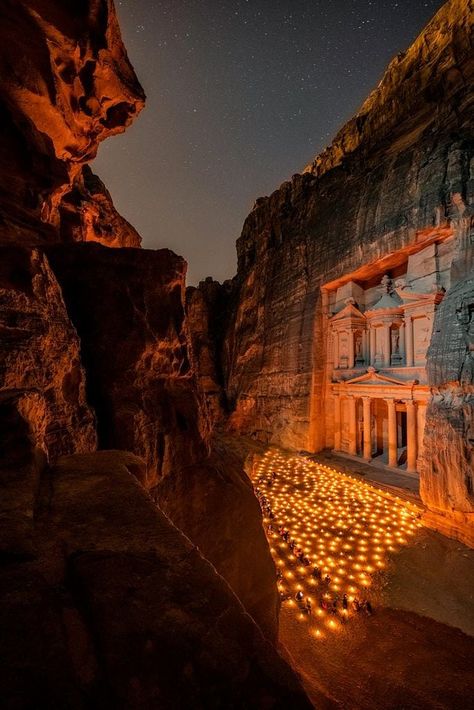 Desert Aesthetic, Jordan Travel, Petra Jordan, We Are The World, Ancient Temples, Archaeological Site, Stonehenge, Nature Reserve, Nature Aesthetic