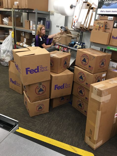 Fedex Manager Picture, Tax Evasion Aesthetic, Fedex Video, Fedex Proof, Fedex Box, Fedex Certificate, Delivery Company, Fedex Package Proof, Fedex Id Card Proof