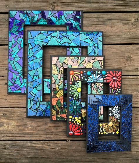 Custom mosaic picture frames by Tina @ Wise Crackin' Mosaics Mosaic Borders Ideas, Mosaic Frames Ideas, Mosaic Picture Frames, Mosaicos Ideas, Mosiac Mirror, Mosaic Photo Frame, Floral Mosaic Tile, Mosaic Frames, Custom Mosaic Tile